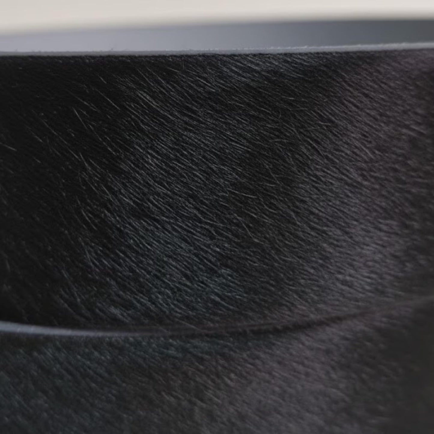 Handmade Black Cowhide Belt – Western Fashion Accessory